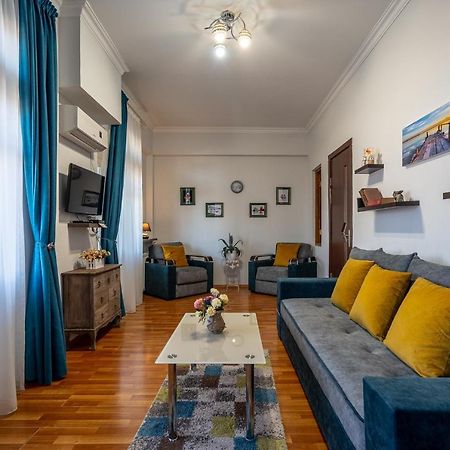 Golden View Apartment Тбилиси Екстериор снимка