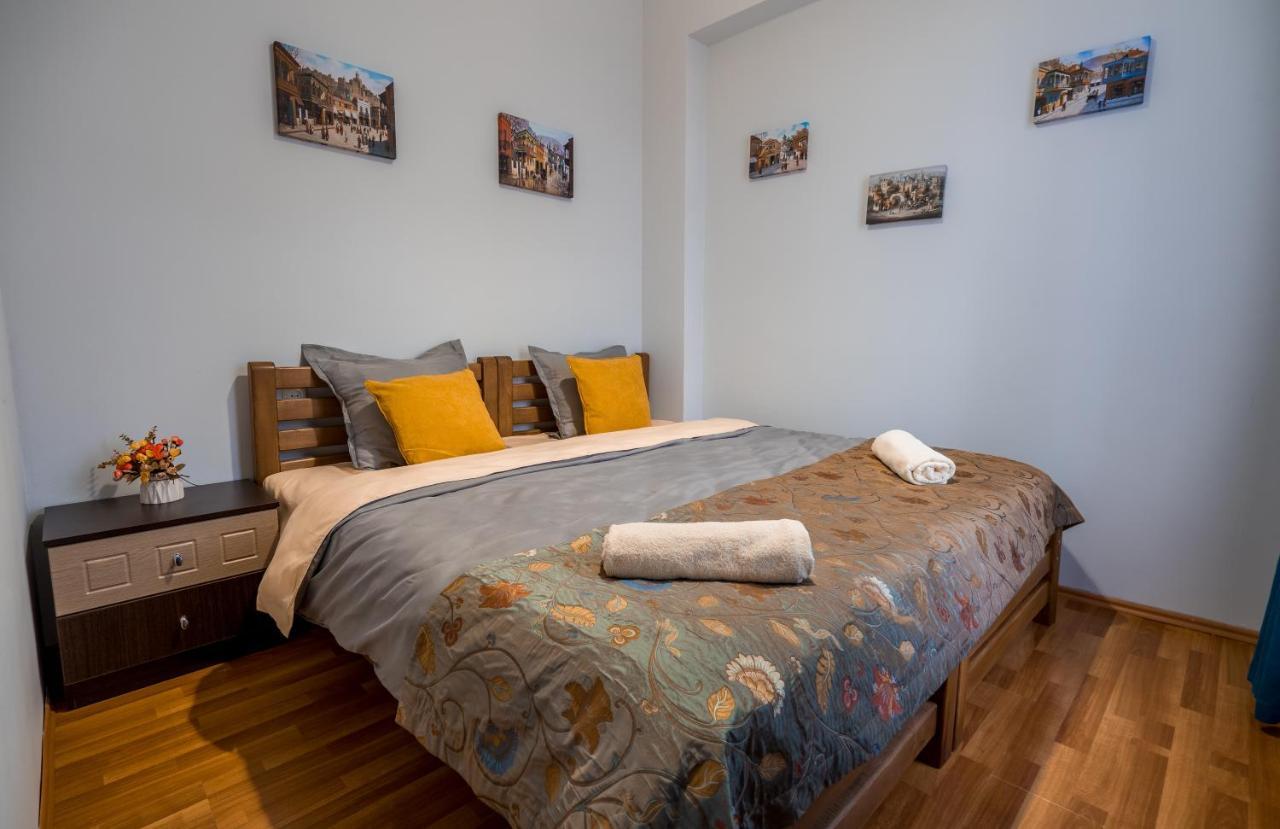 Golden View Apartment Тбилиси Екстериор снимка