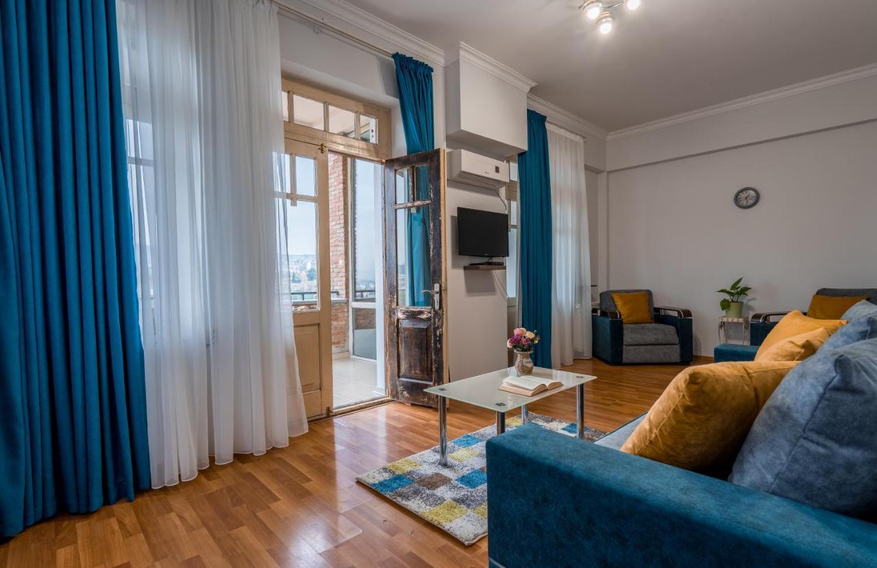 Golden View Apartment Тбилиси Екстериор снимка