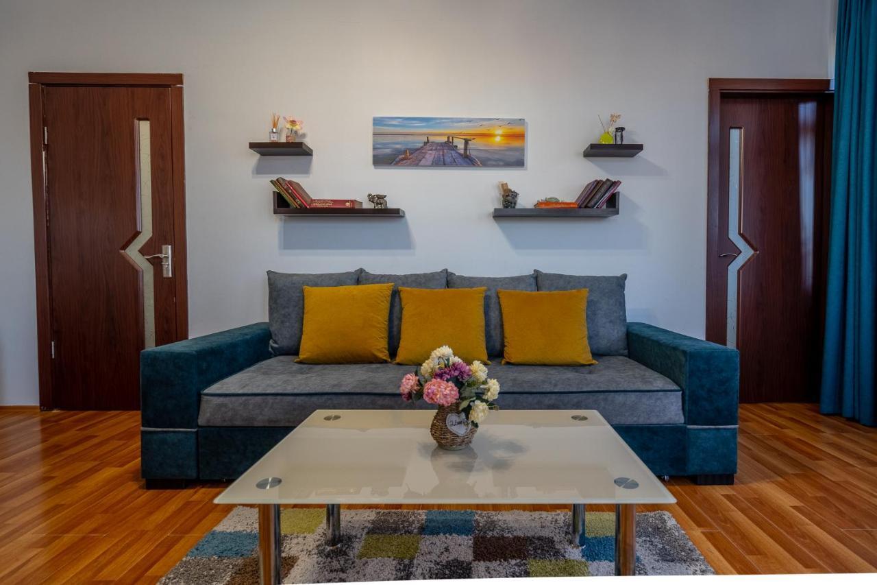 Golden View Apartment Тбилиси Екстериор снимка