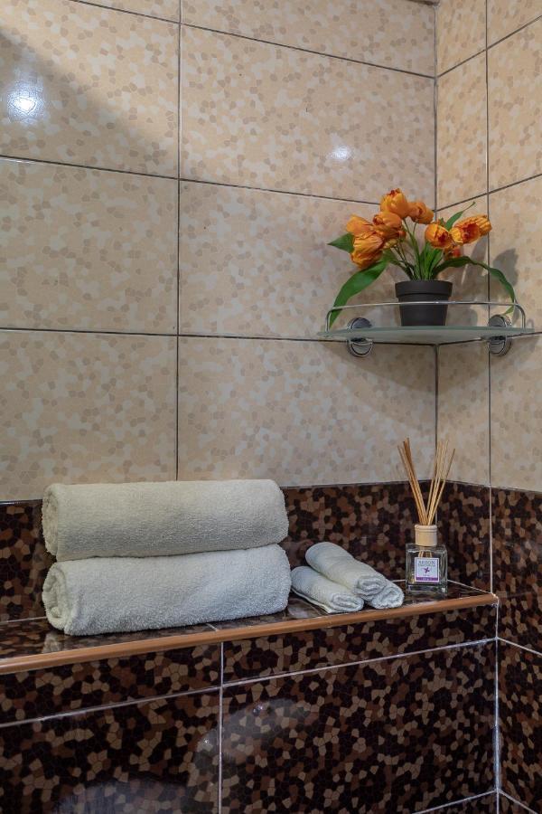 Golden View Apartment Тбилиси Екстериор снимка